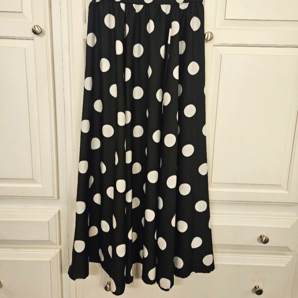 Mlle Gabrielle Black and White Polka Dot Circle Skirt - Picture 5 of 6